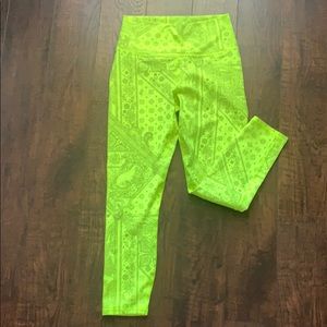 Fabletics printed Powerhold leggings